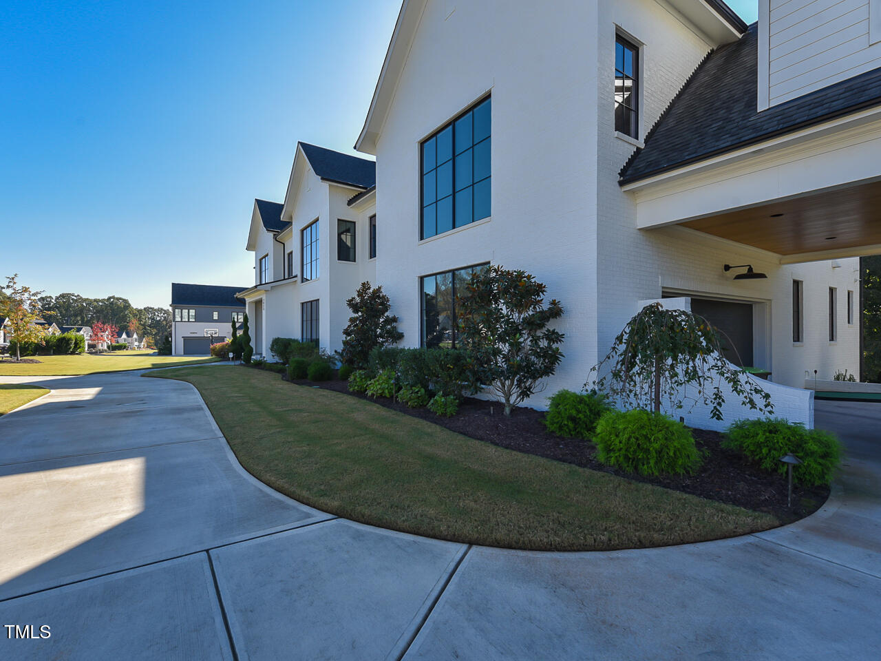 1425 Sky Vista Way