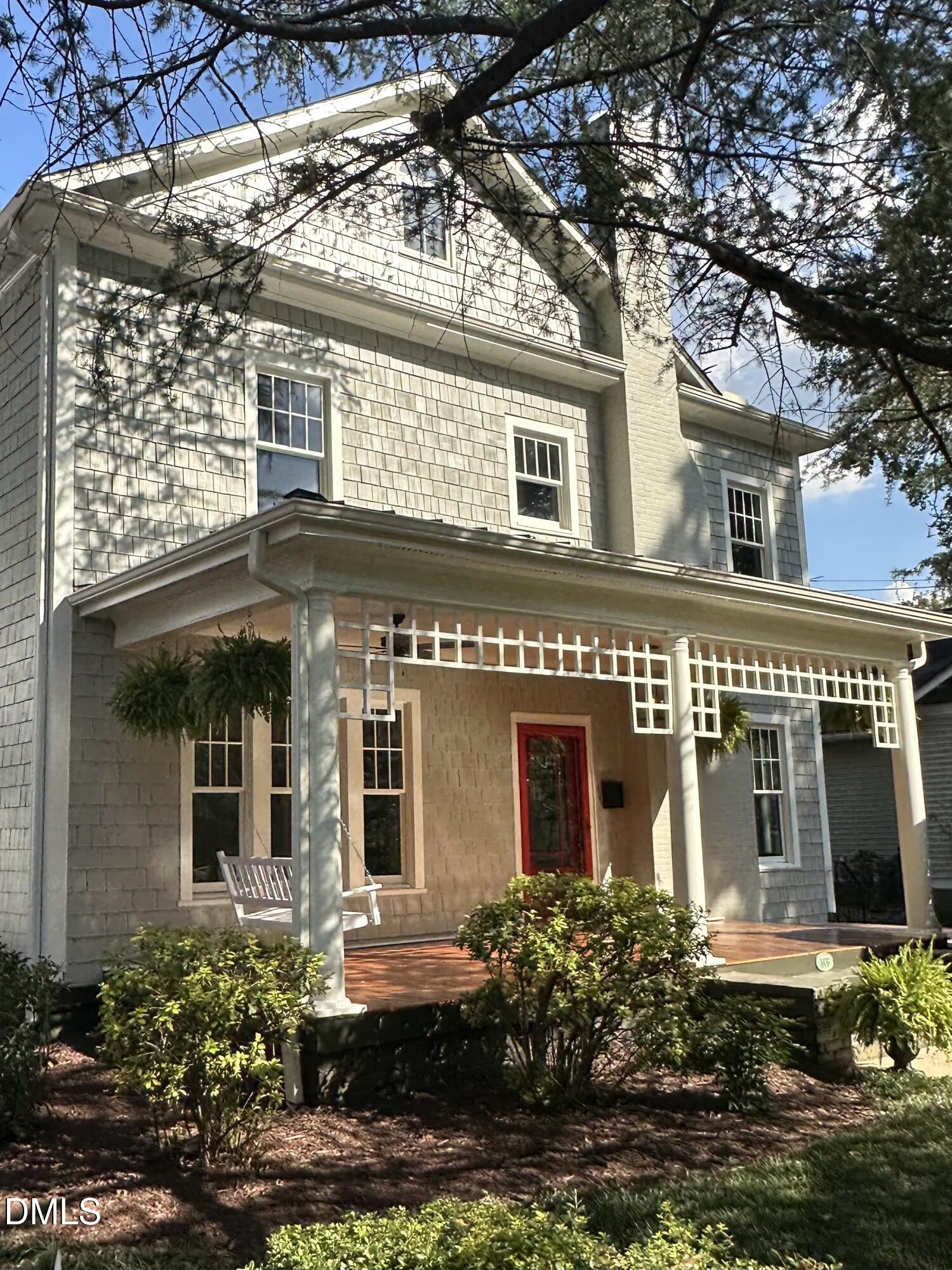 1606 Scales Street