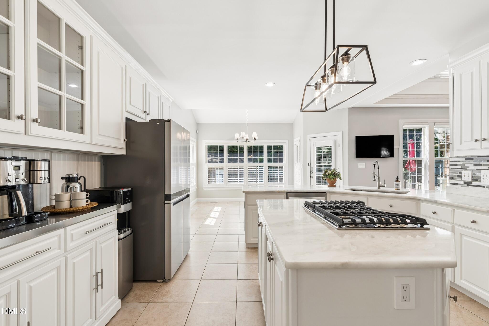 2103 W Marilyn Circle