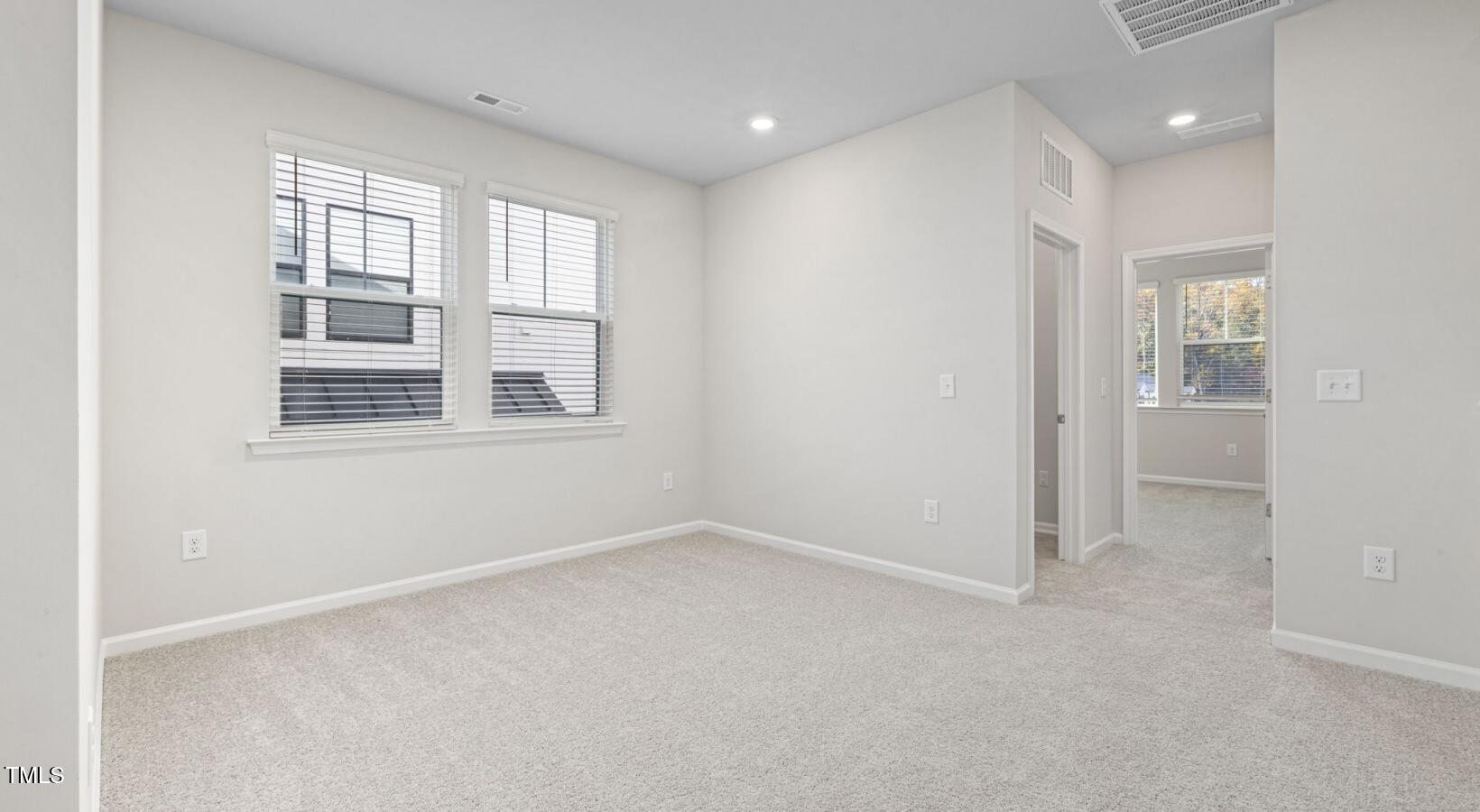 Raleigh, North Carolina 27612, United States, 2 Bedrooms Bedrooms, ,3 BathroomsBathrooms,Residential,Active,44507