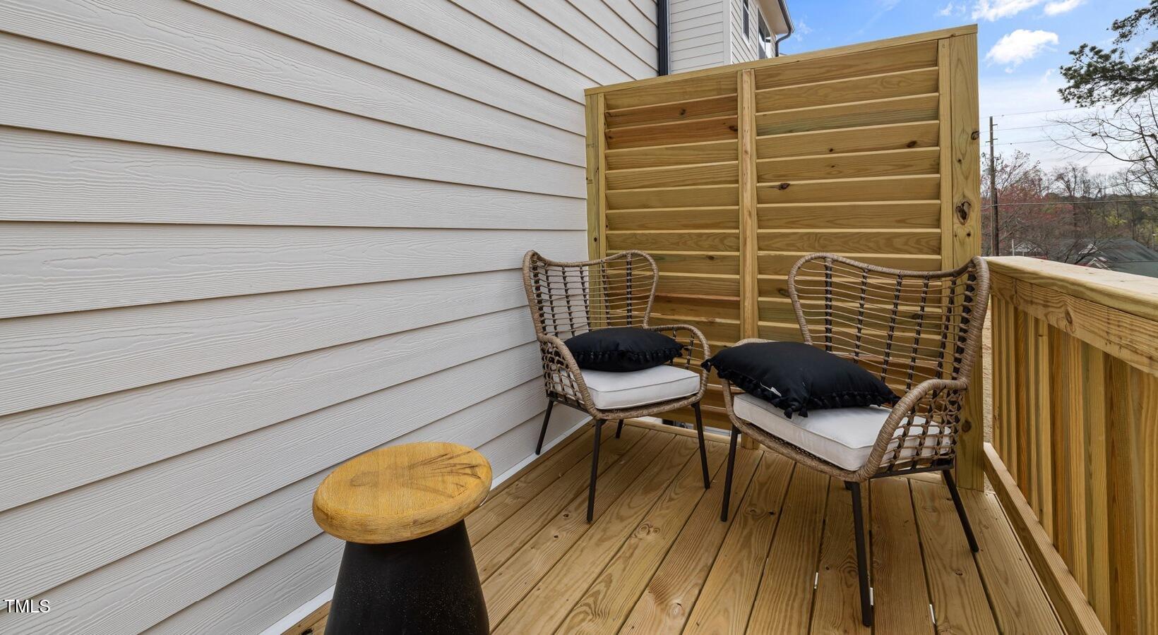 Raleigh, North Carolina 27612, United States, 2 Bedrooms Bedrooms, ,3 BathroomsBathrooms,Residential,Active,44507