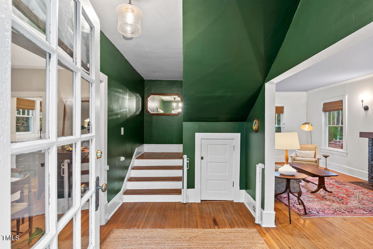 1403 Vickers Avenue