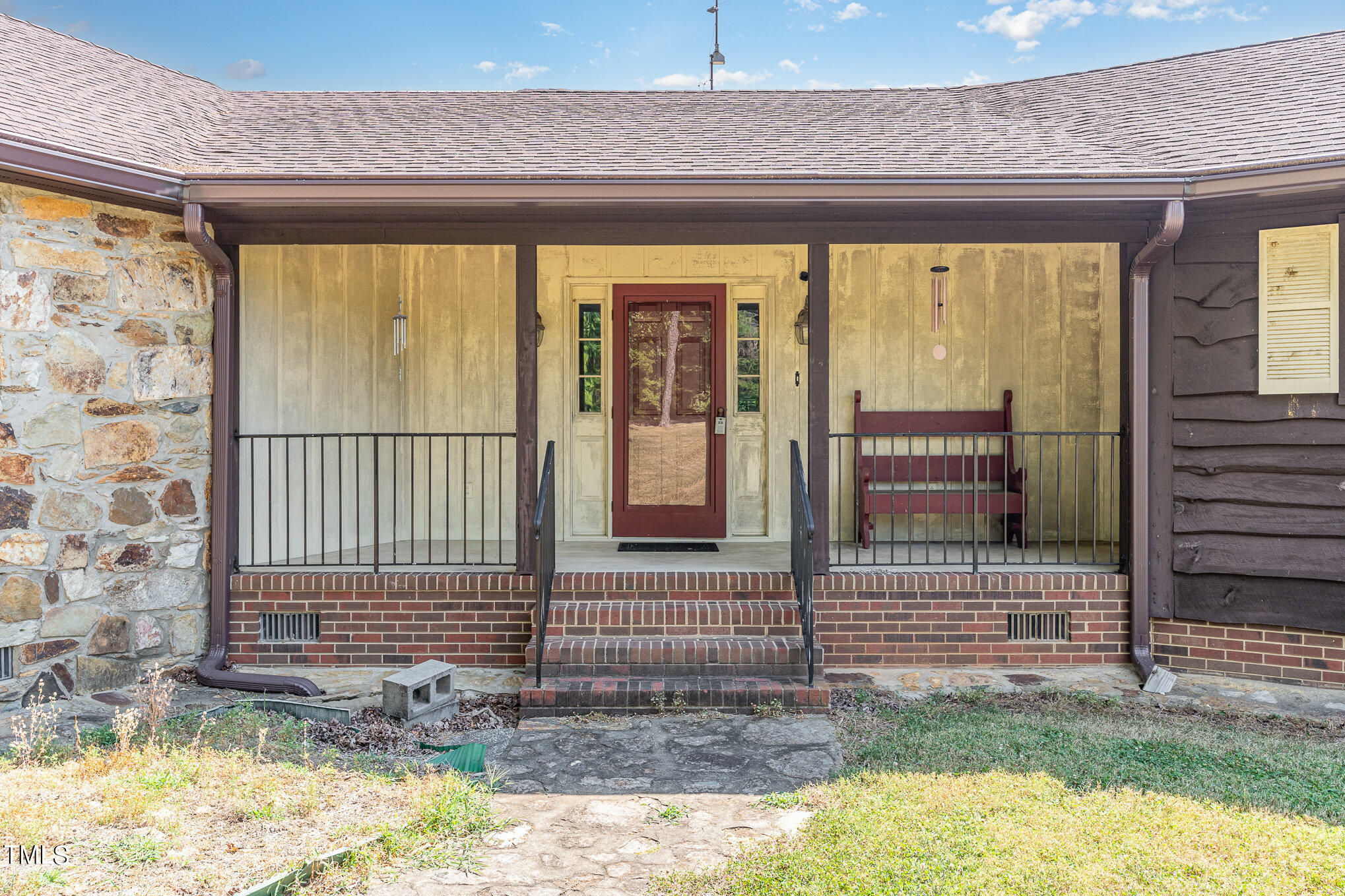 8450 Perry Road