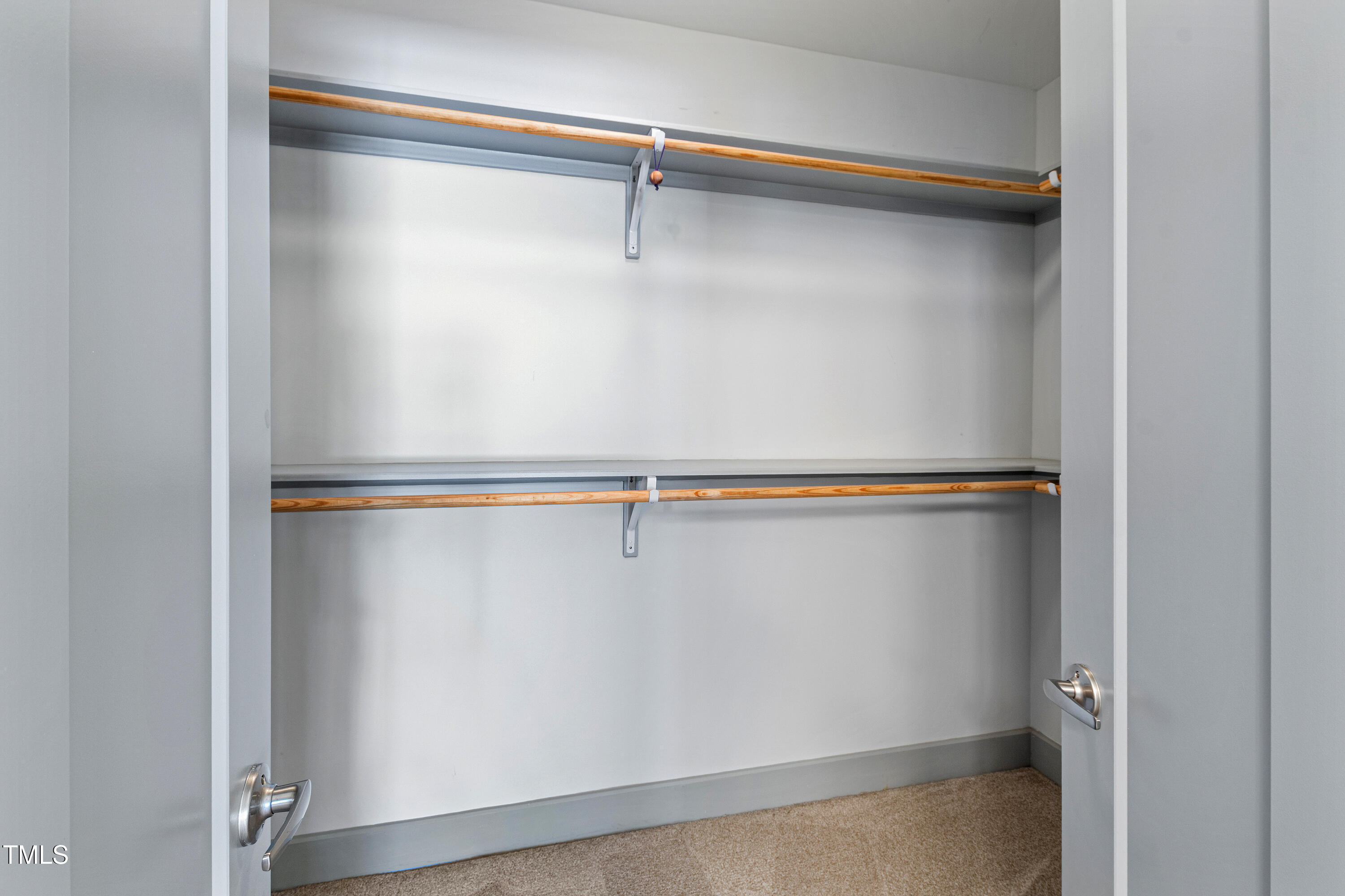 Raleigh, North Carolina 27605, United States, 2 Bedrooms Bedrooms, ,2 BathroomsBathrooms,Residential,Active,55815