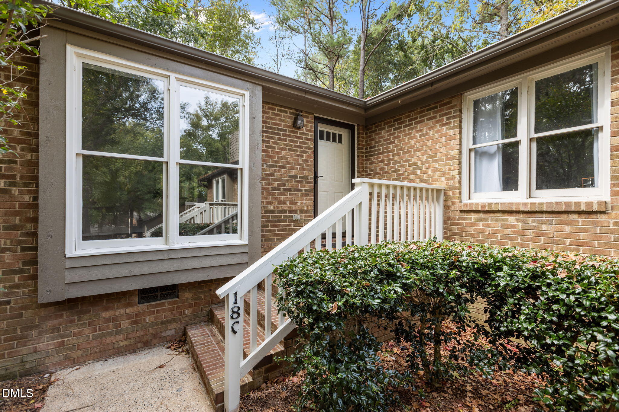 500 W Woodcroft Parkway 18c