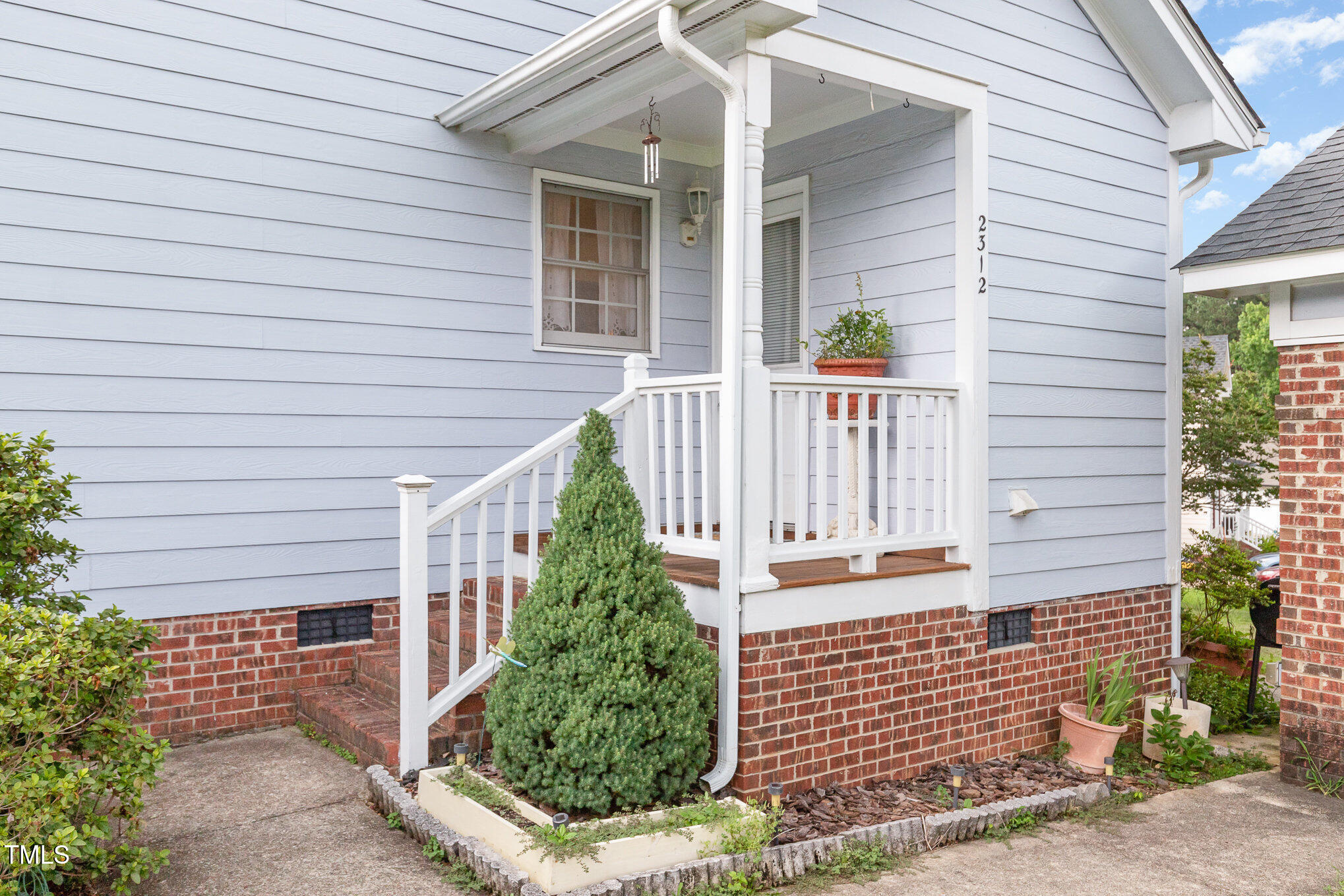 2312 Buckstone Court