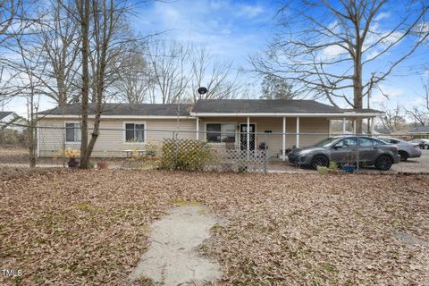 618 White Street Selma NC 27576
