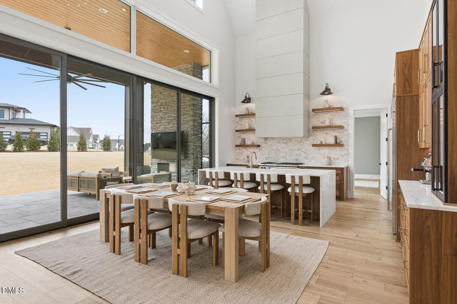 9009 Meadow Pointe Court