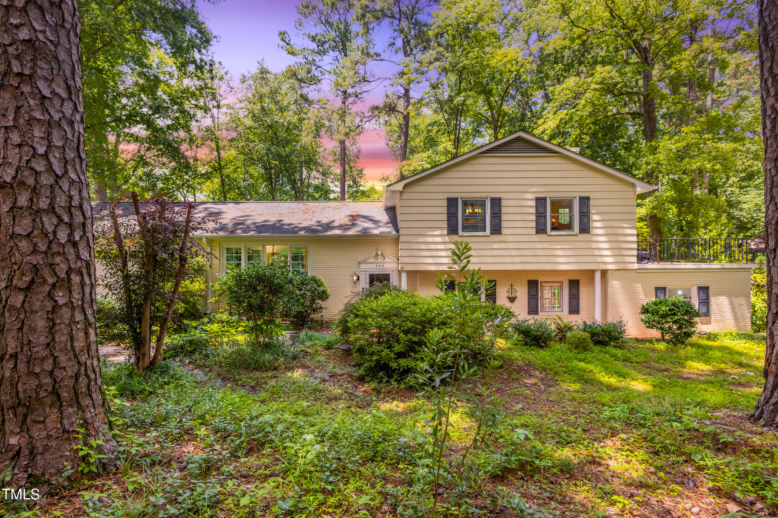 256 Marilyn Circle