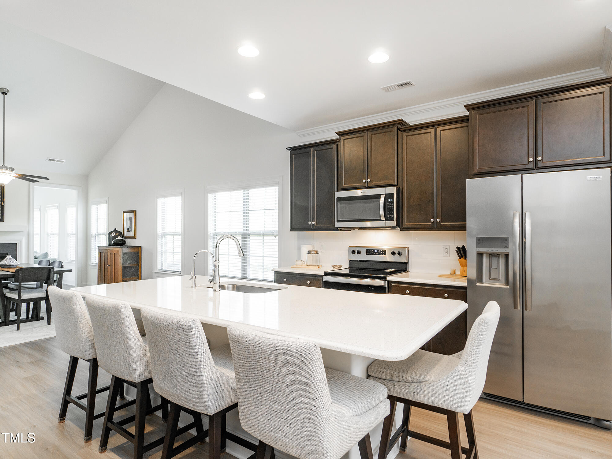 978 Bonanza Lane