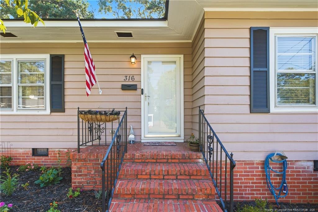316 Fairwood Court