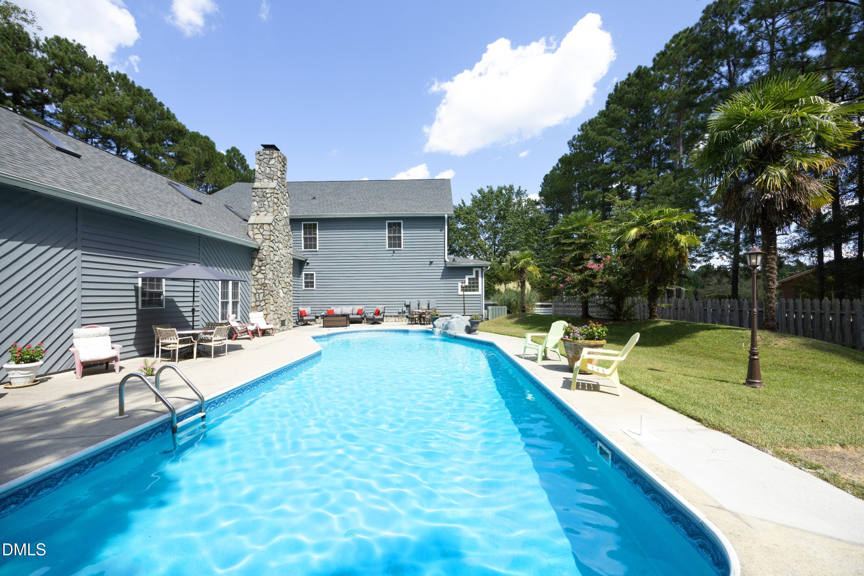 1746 Little Divine Road