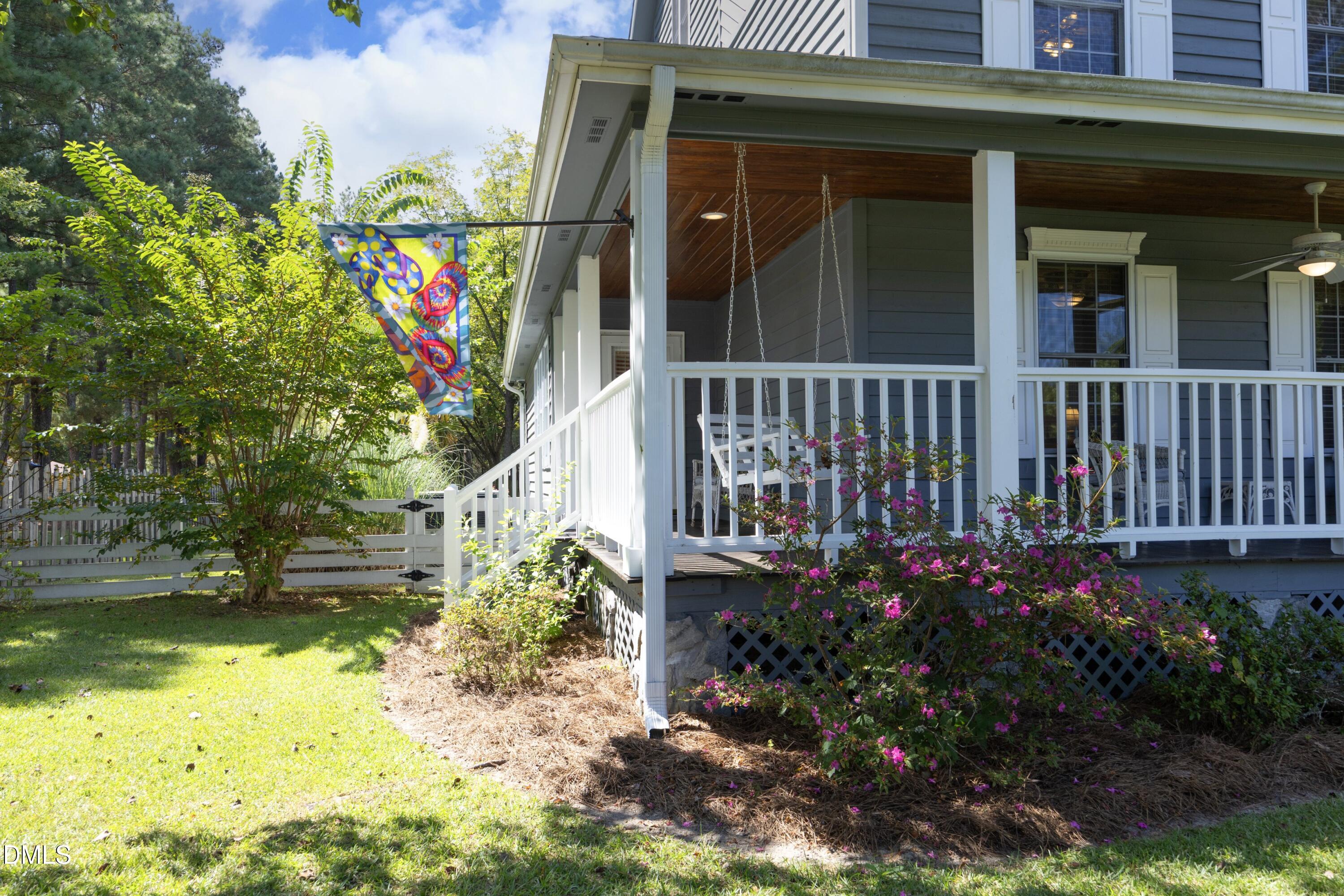 1746 Little Divine Road