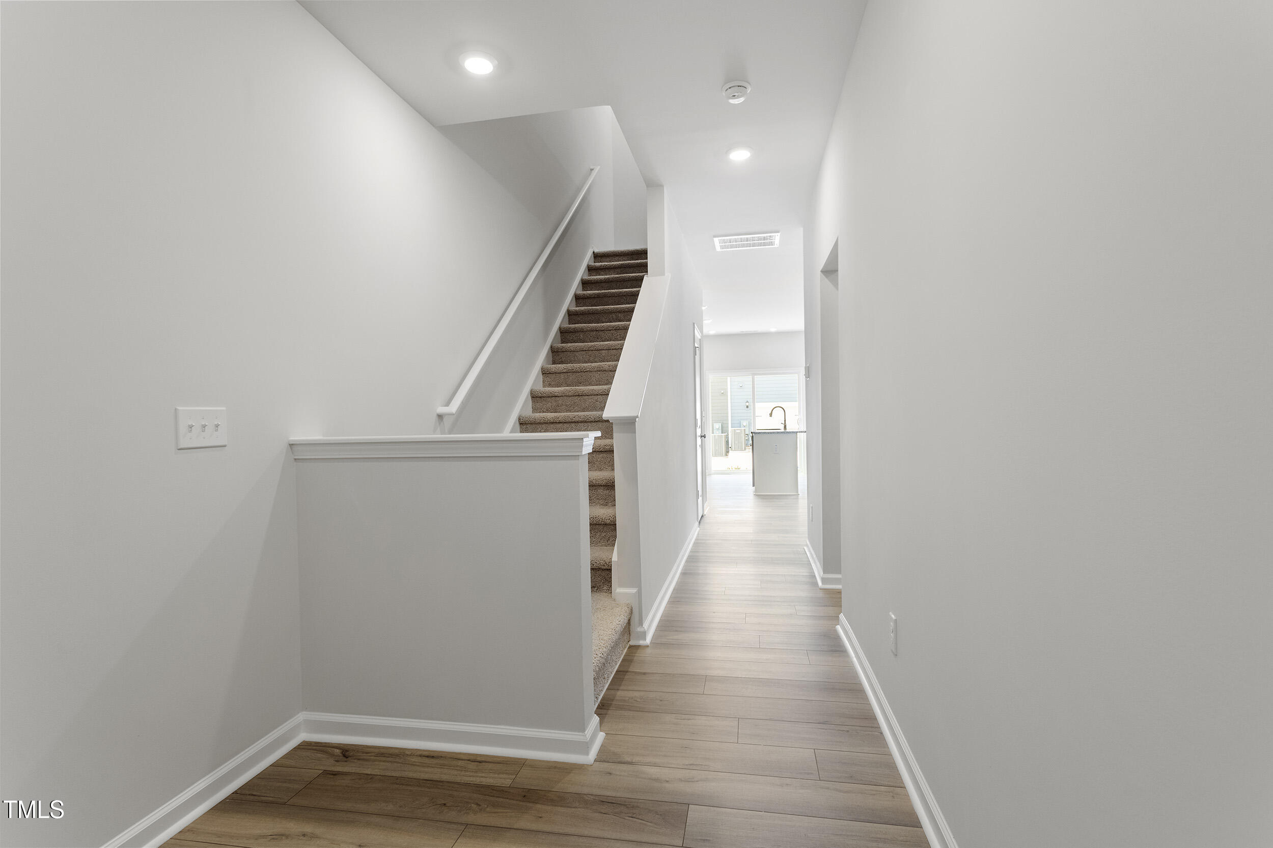 139 Central Townes Way 306