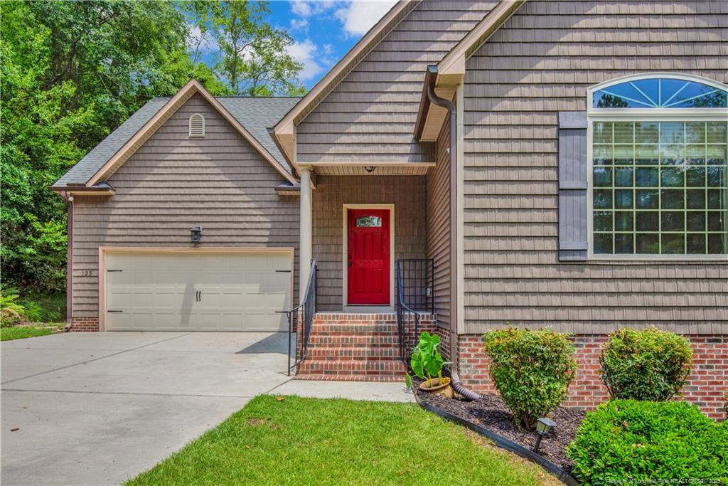 125 Lakeforest Trail