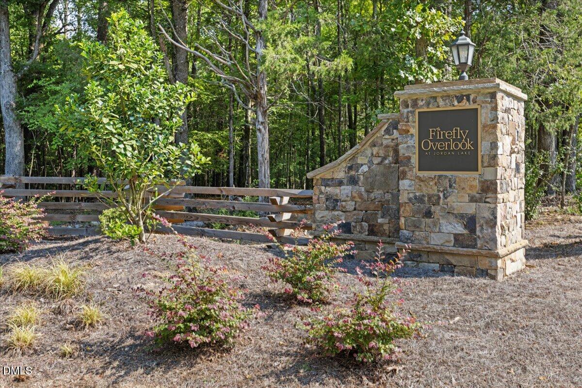 93 Firefly Overlook Road
