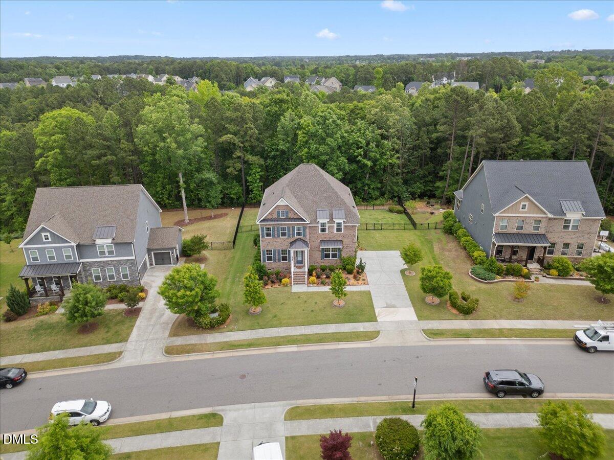 1049 Queensdale Drive