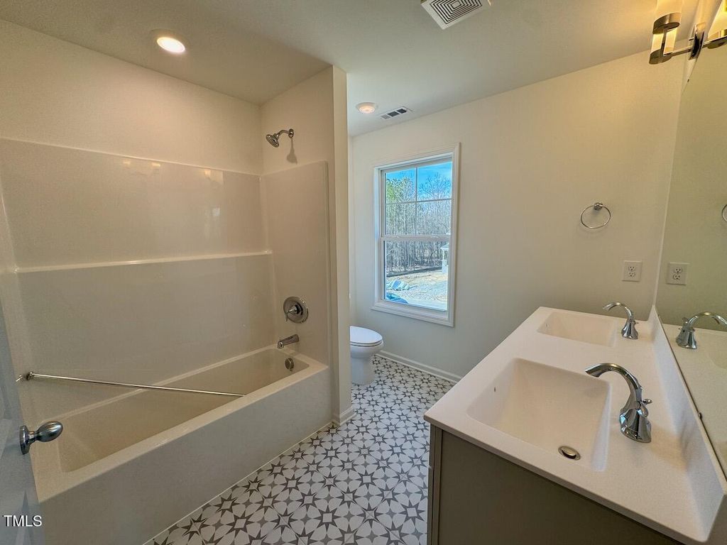 listing image 55