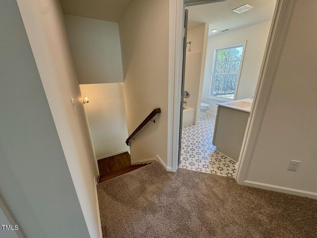 listing image 54