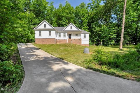 10304 Stallion Way Bahama NC 27503