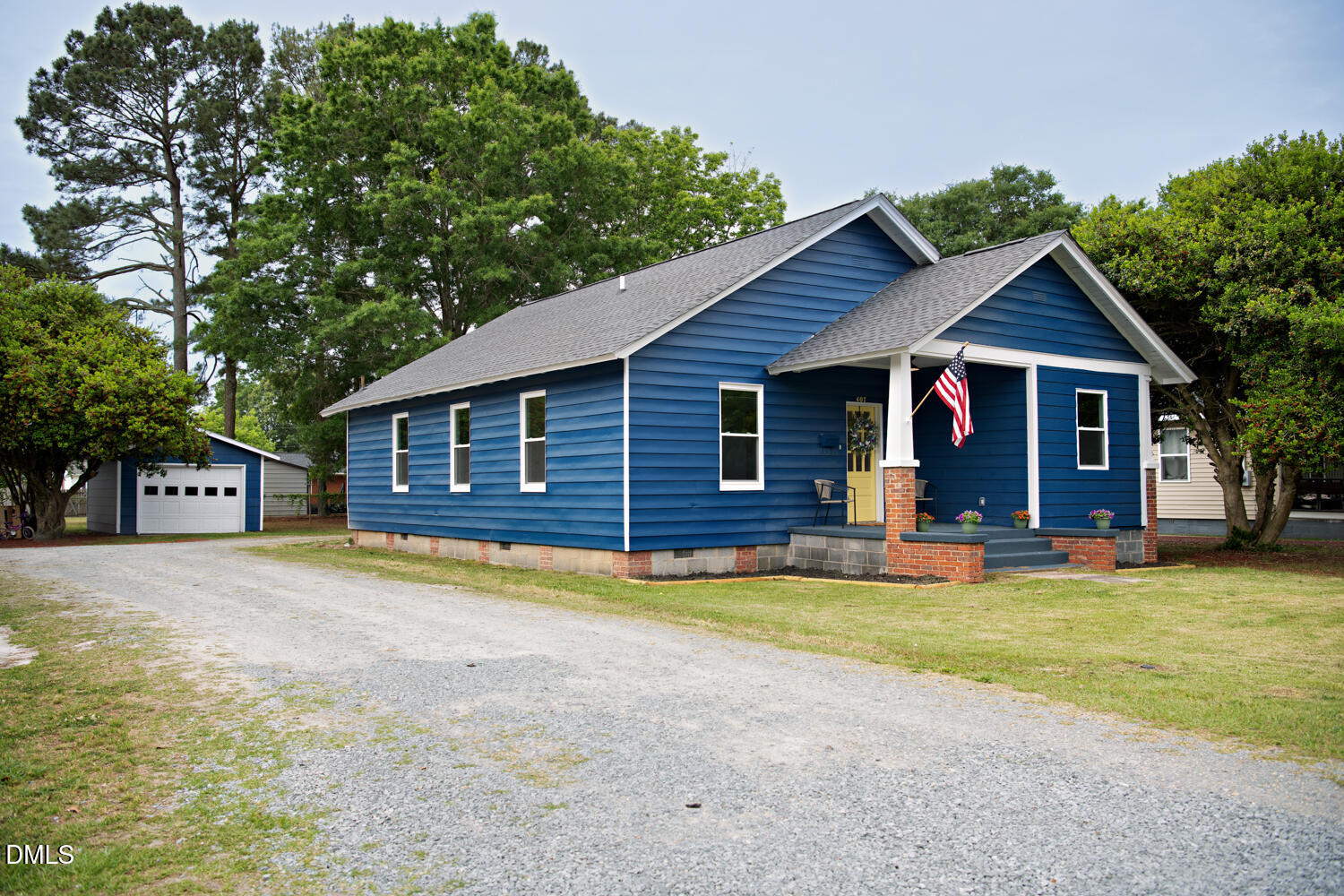 407 W D Street