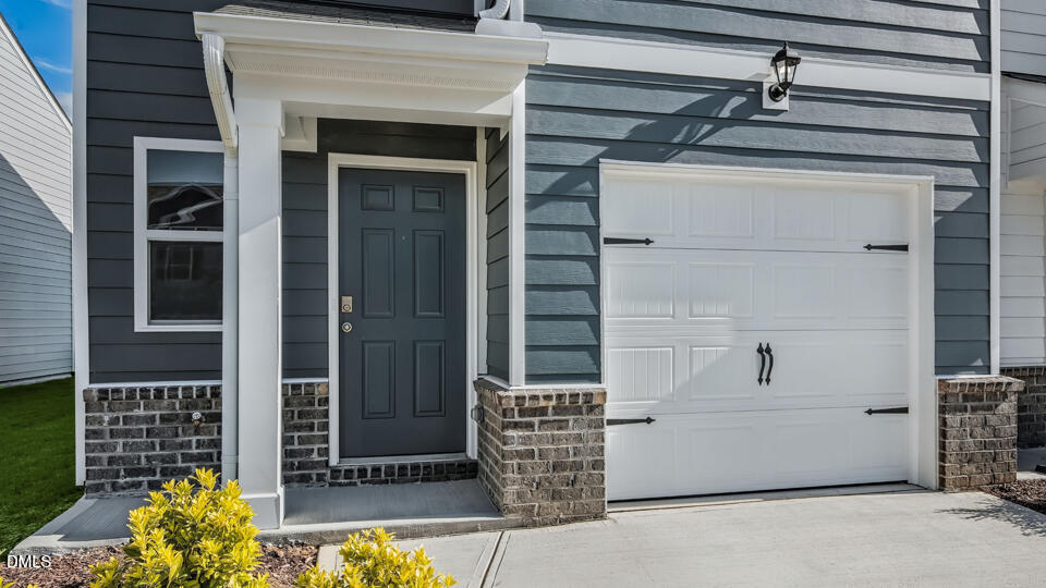 557 Stream Walk Crossing