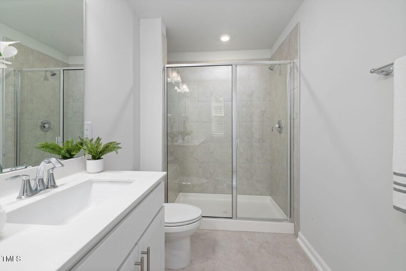 Morrisville, North Carolina 27560, United States, 2 Bedrooms Bedrooms, ,3 BathroomsBathrooms,Residential,Active,20384