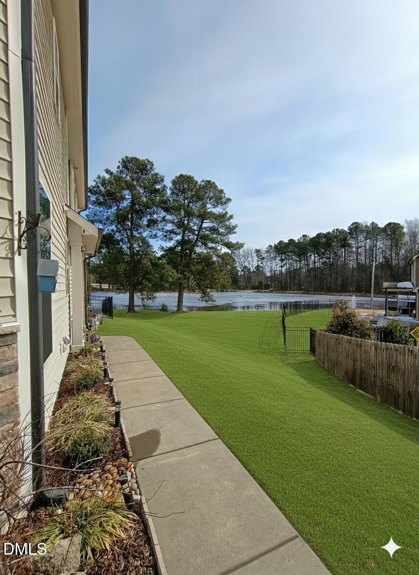 7816 Honeysuckle Bend Drive