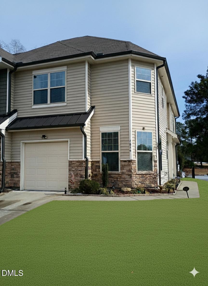 7816 Honeysuckle Bend Drive