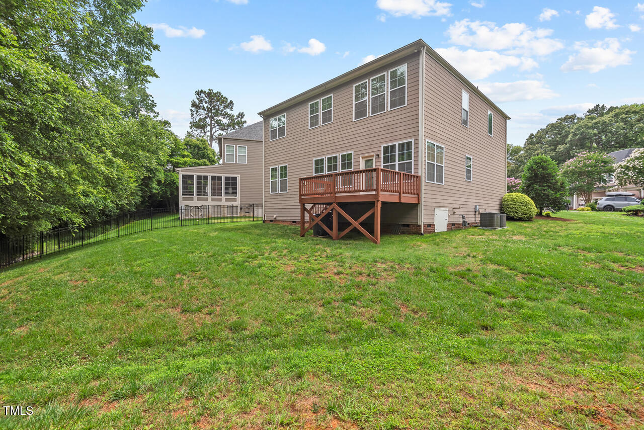 Chapel Hill, North Carolina 27516, United States, 5 Bedrooms Bedrooms, ,4 BathroomsBathrooms,Residential,Active,151366