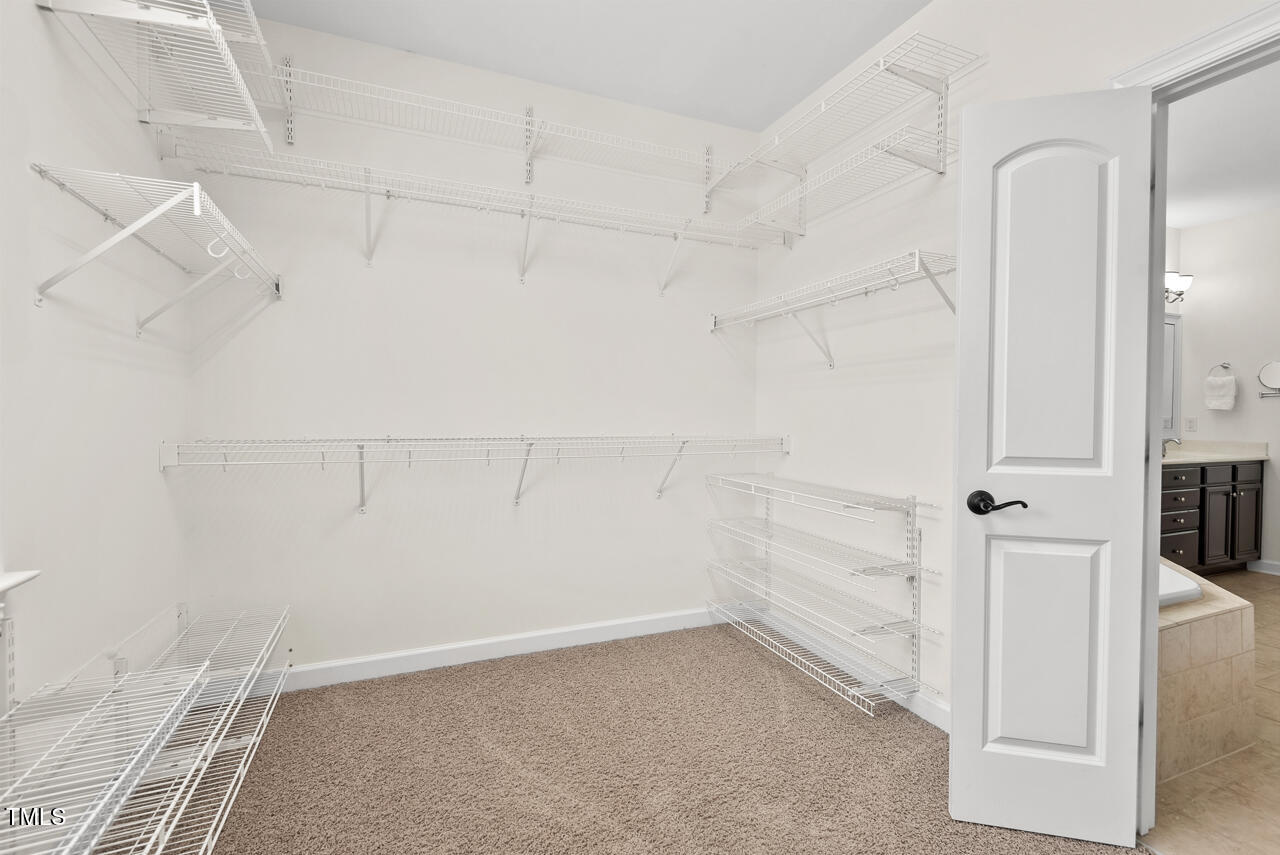 Chapel Hill, North Carolina 27516, United States, 5 Bedrooms Bedrooms, ,4 BathroomsBathrooms,Residential,Active,151366