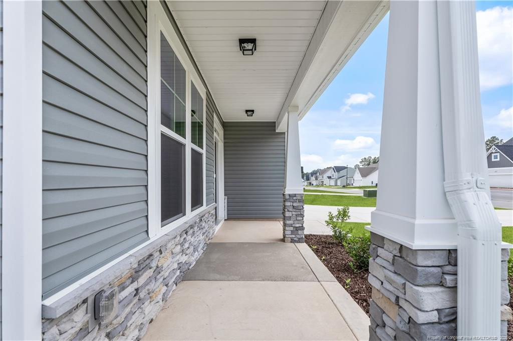 302 Pinnacle Court