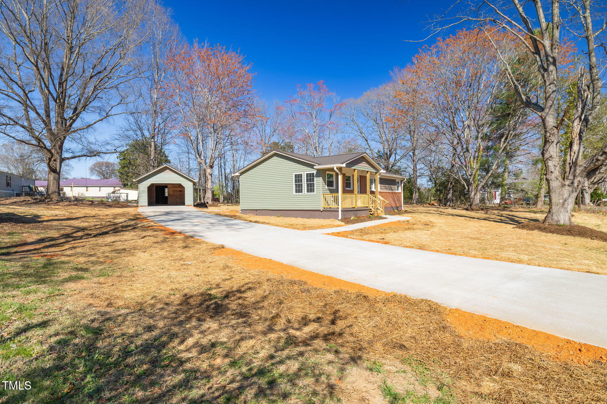 129 Redwood Road
