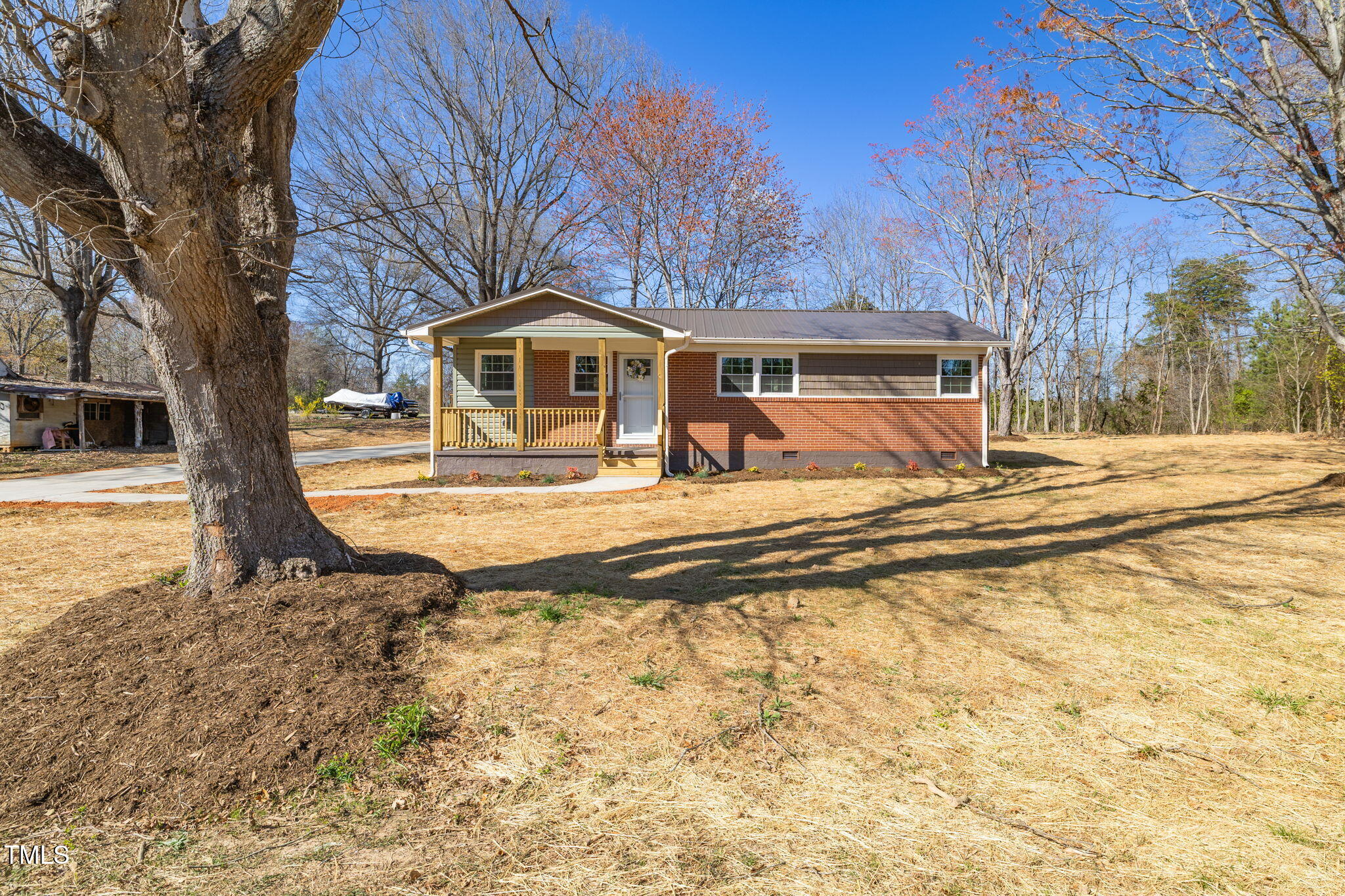 129 Redwood Road