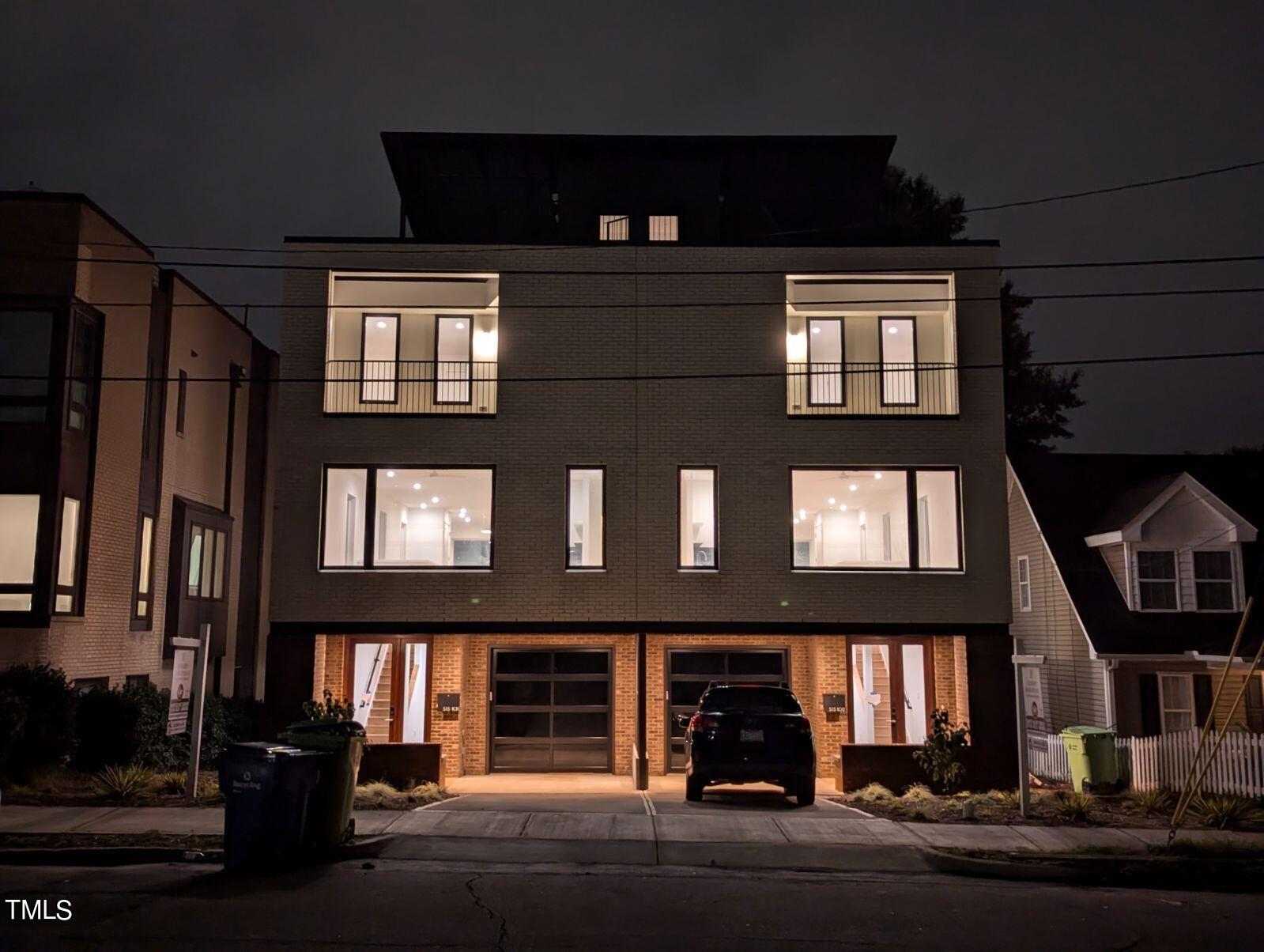 515 W Lenoir Street 102