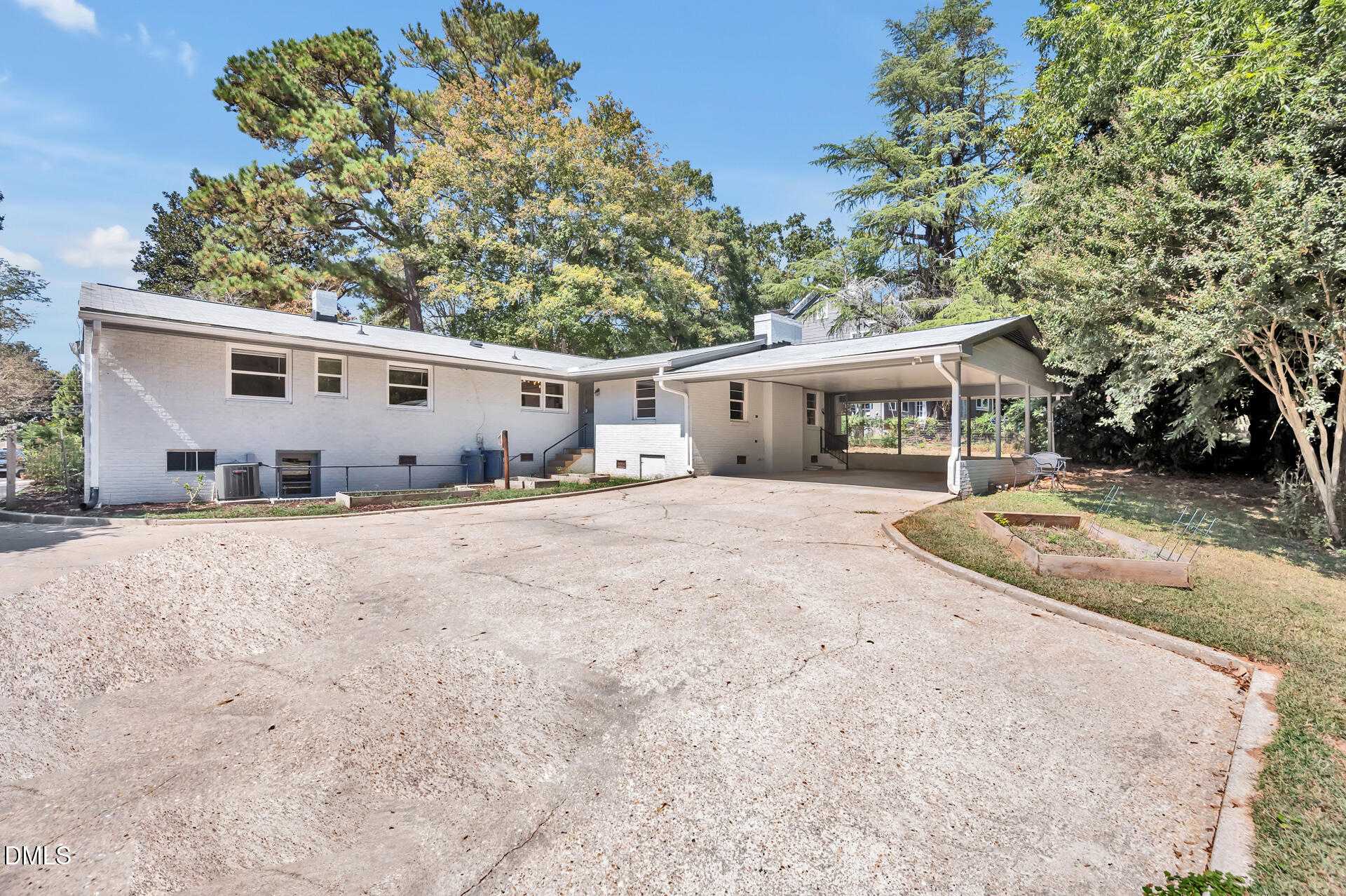 316 Hillsboro Street