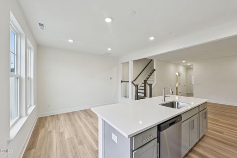 657 Sefton Park Drive Zebulon NC 27597