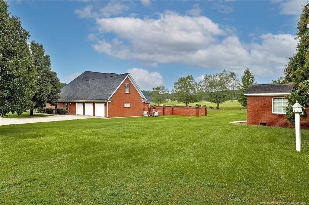 221 W Dove Ridge Lane