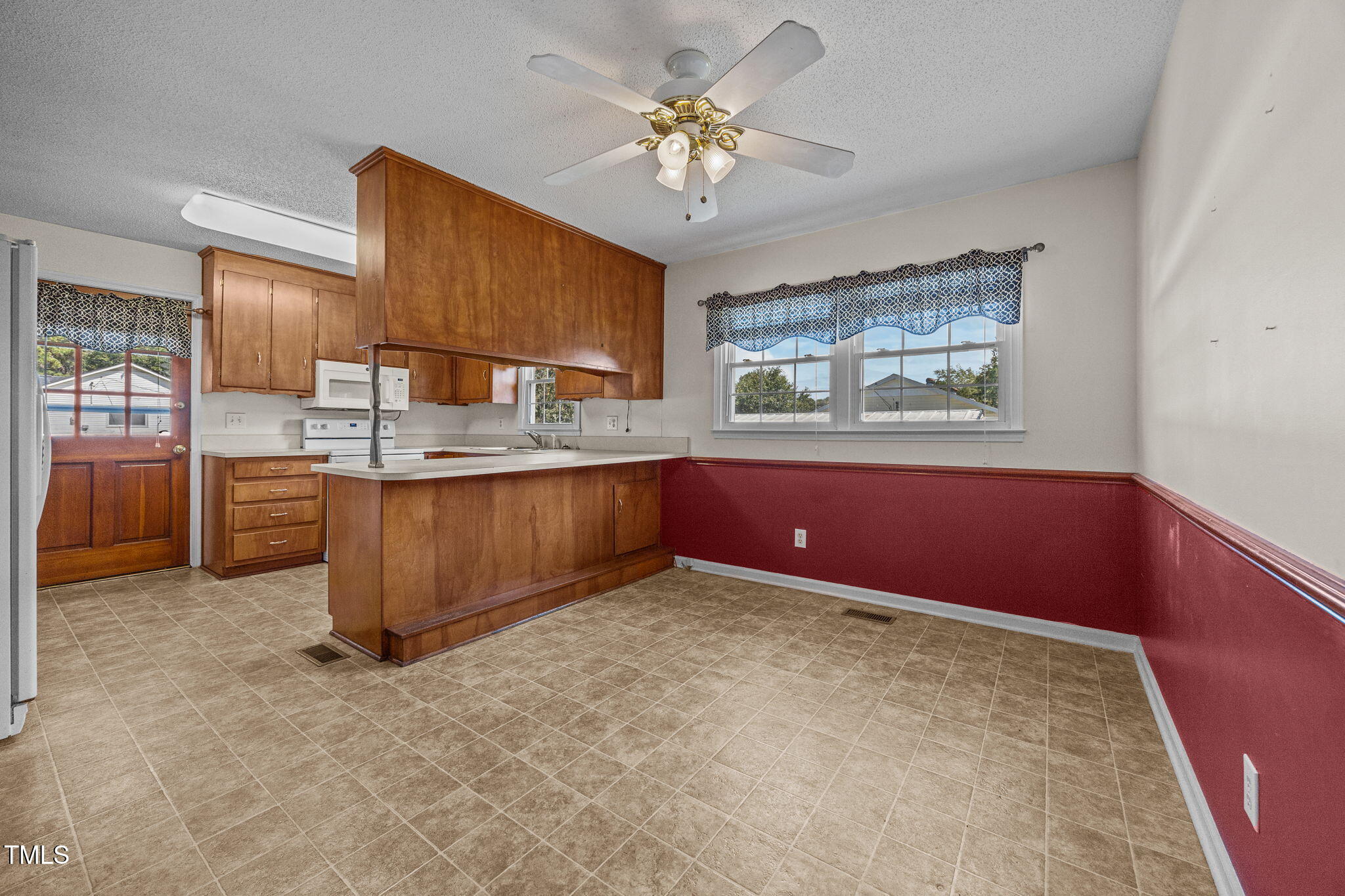 1500 Fairground Road