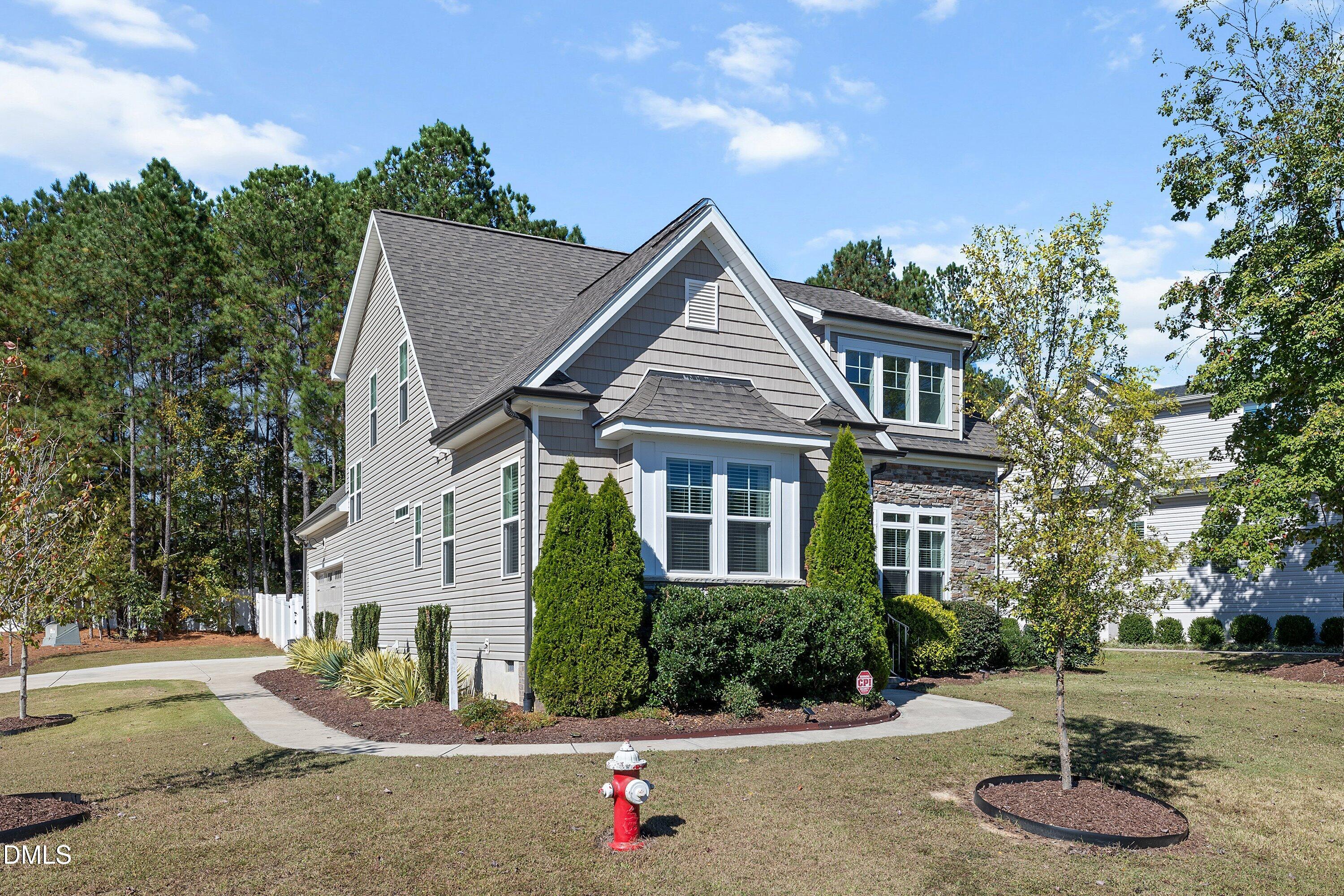 30 Moody Lane