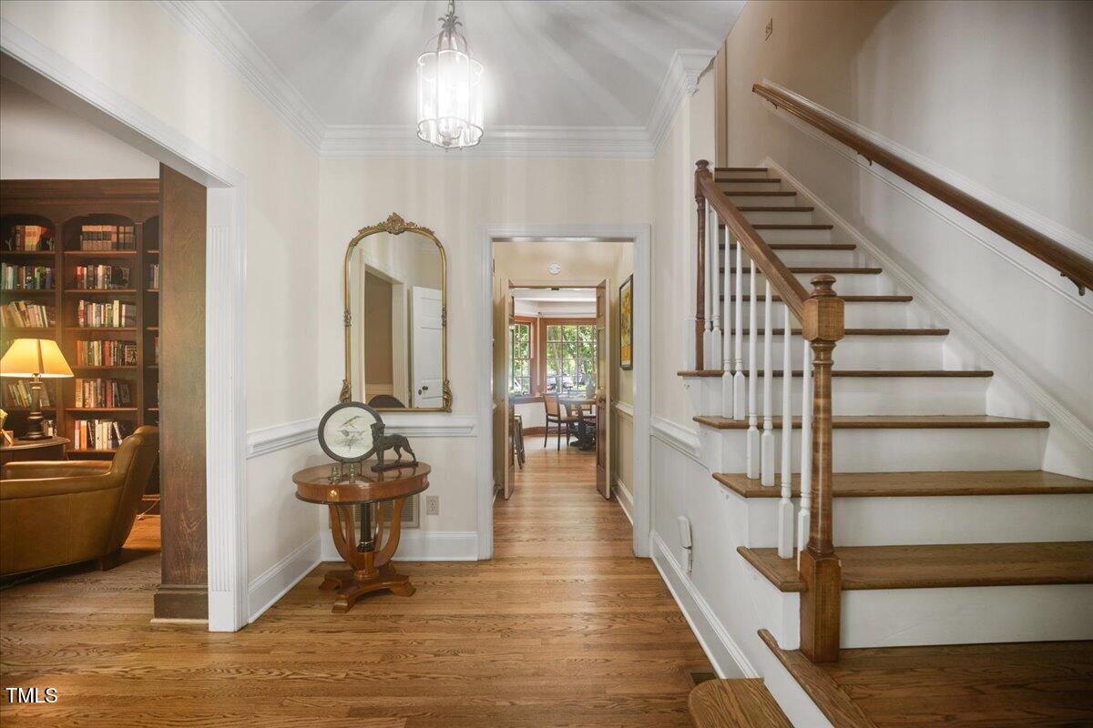2124 Fallon Oaks Court