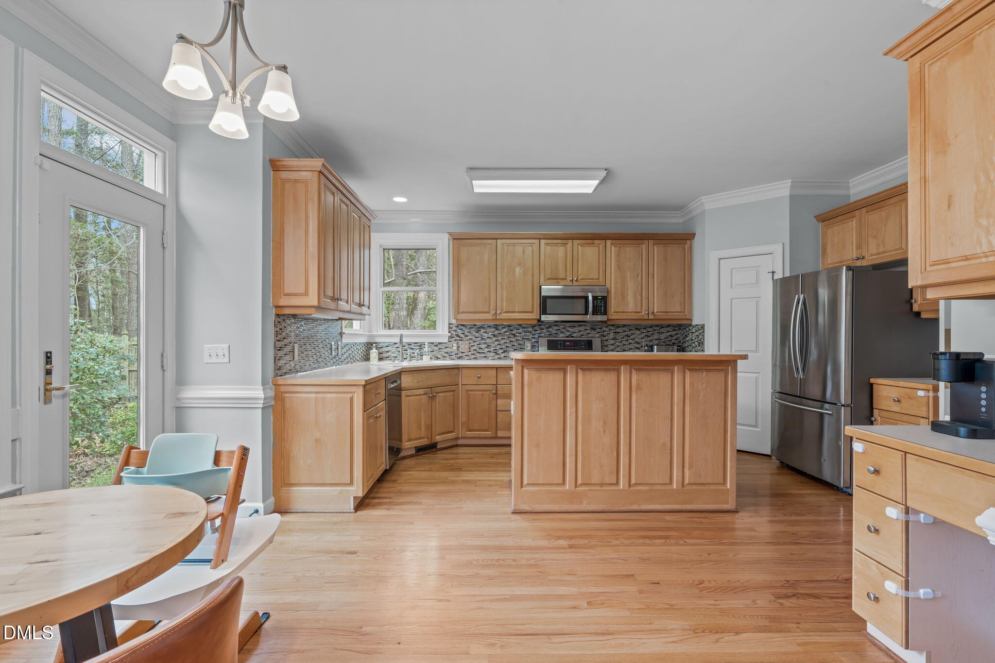 8132 Robincrest Court