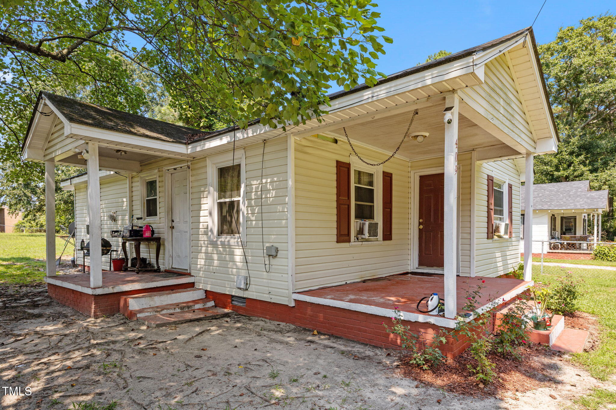 409 Oakland Boulevard