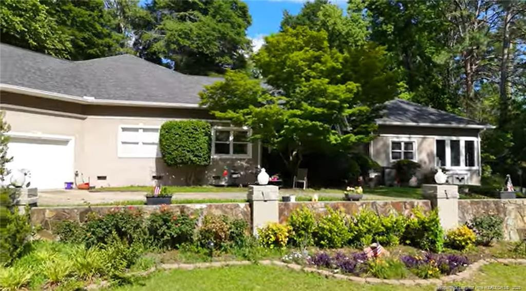 311 Valley Road