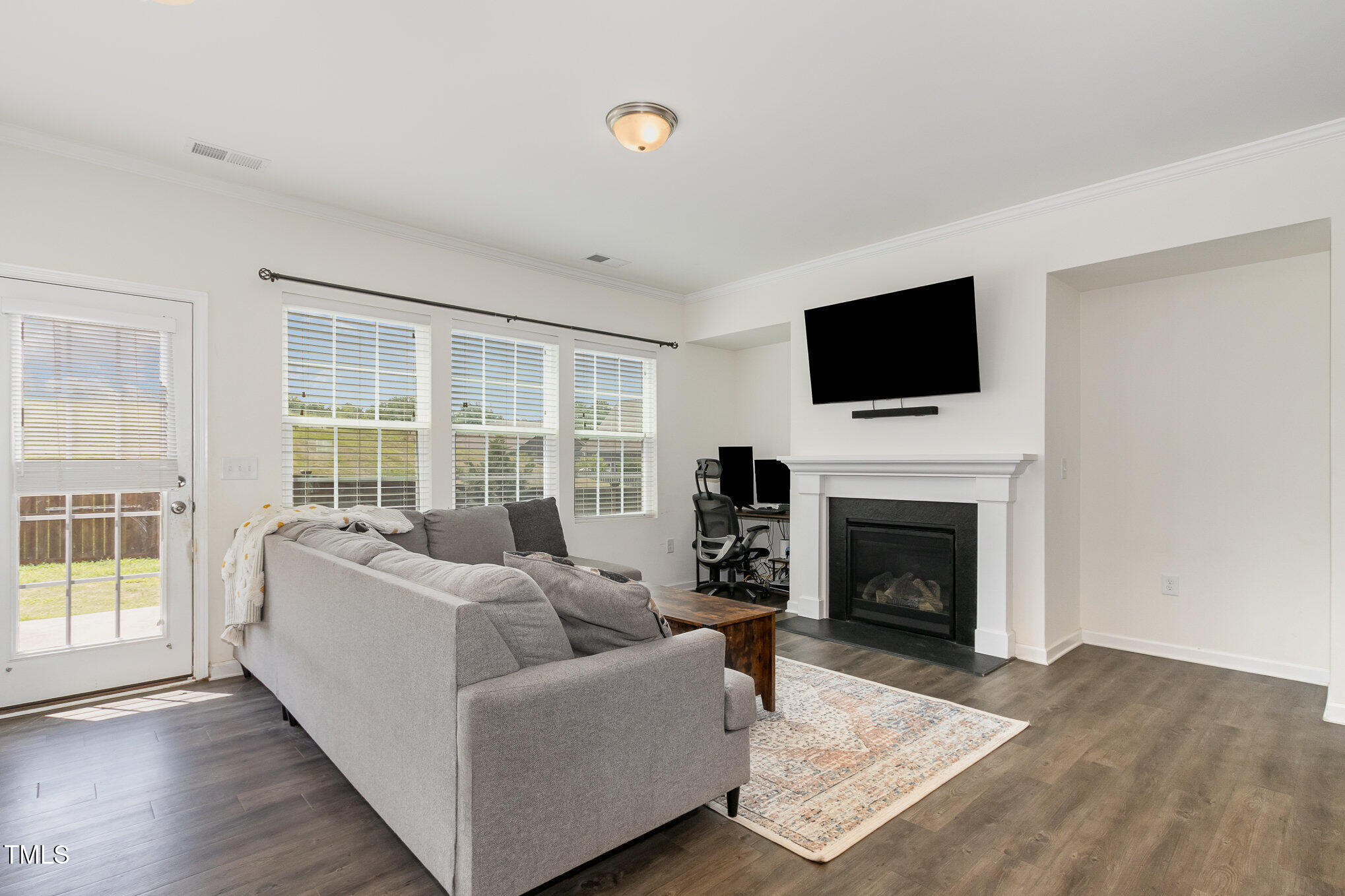 1816 Birdhouse Lane