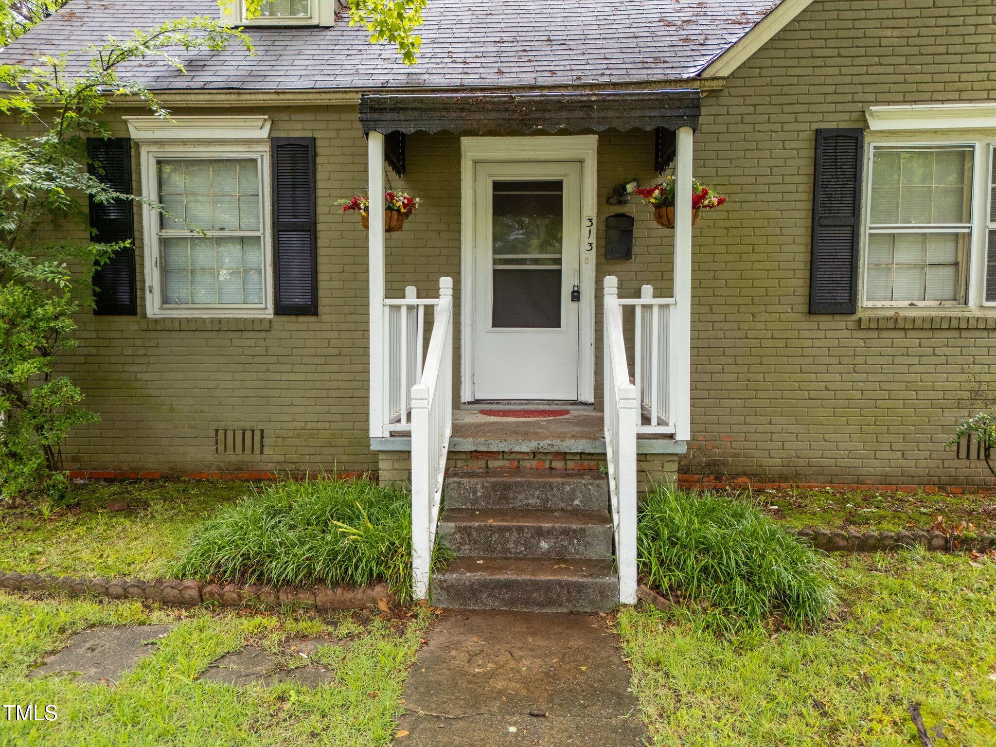 313 Colleton Road
