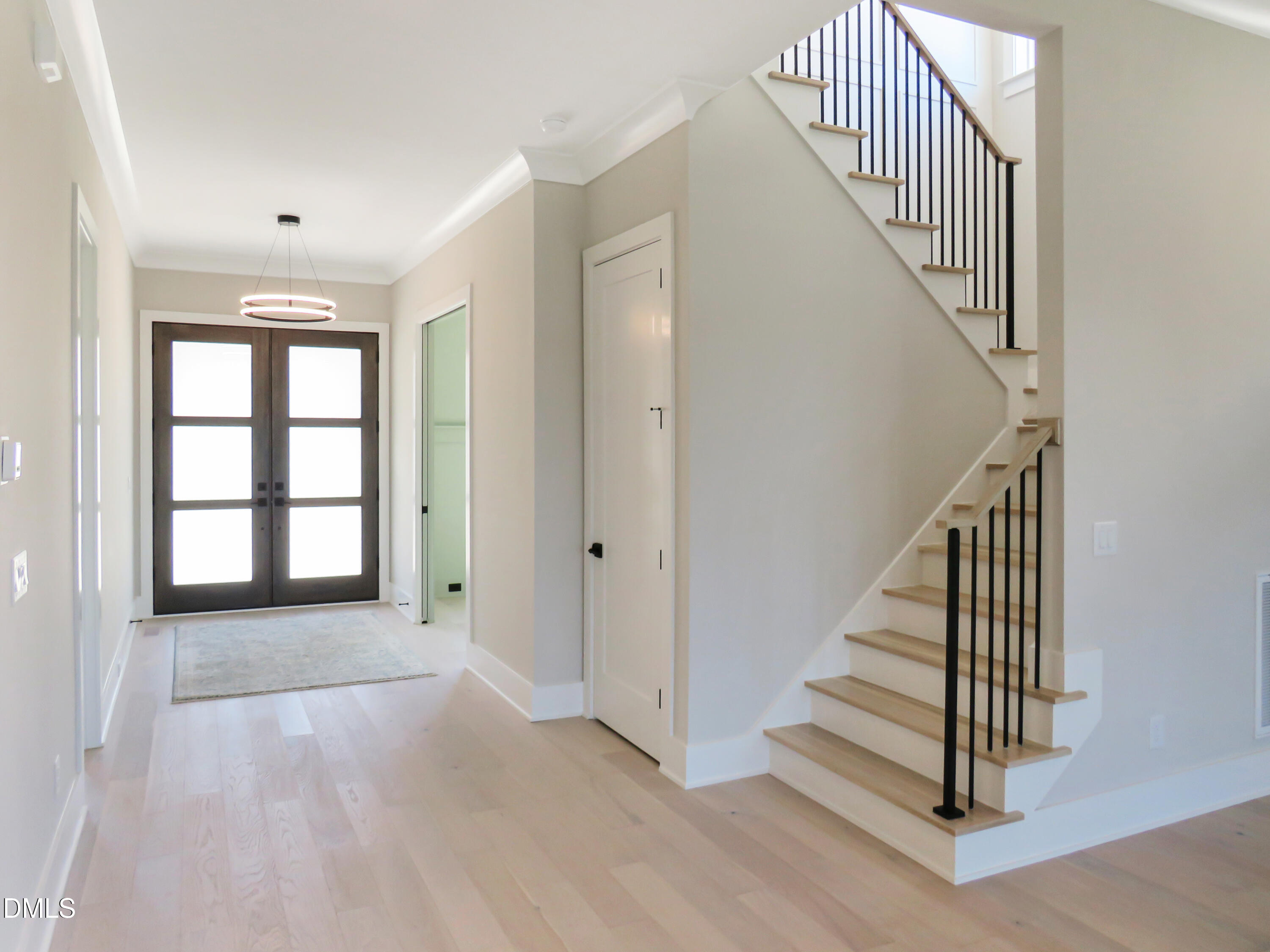 7724 Roberts Road