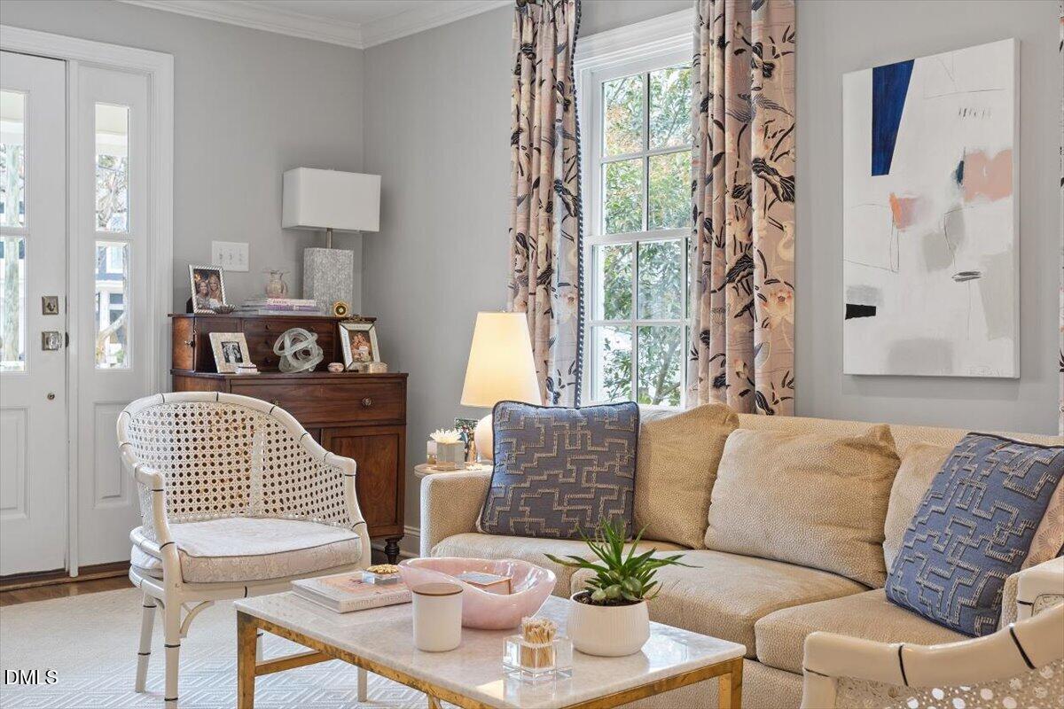 2714 Peachtree Street