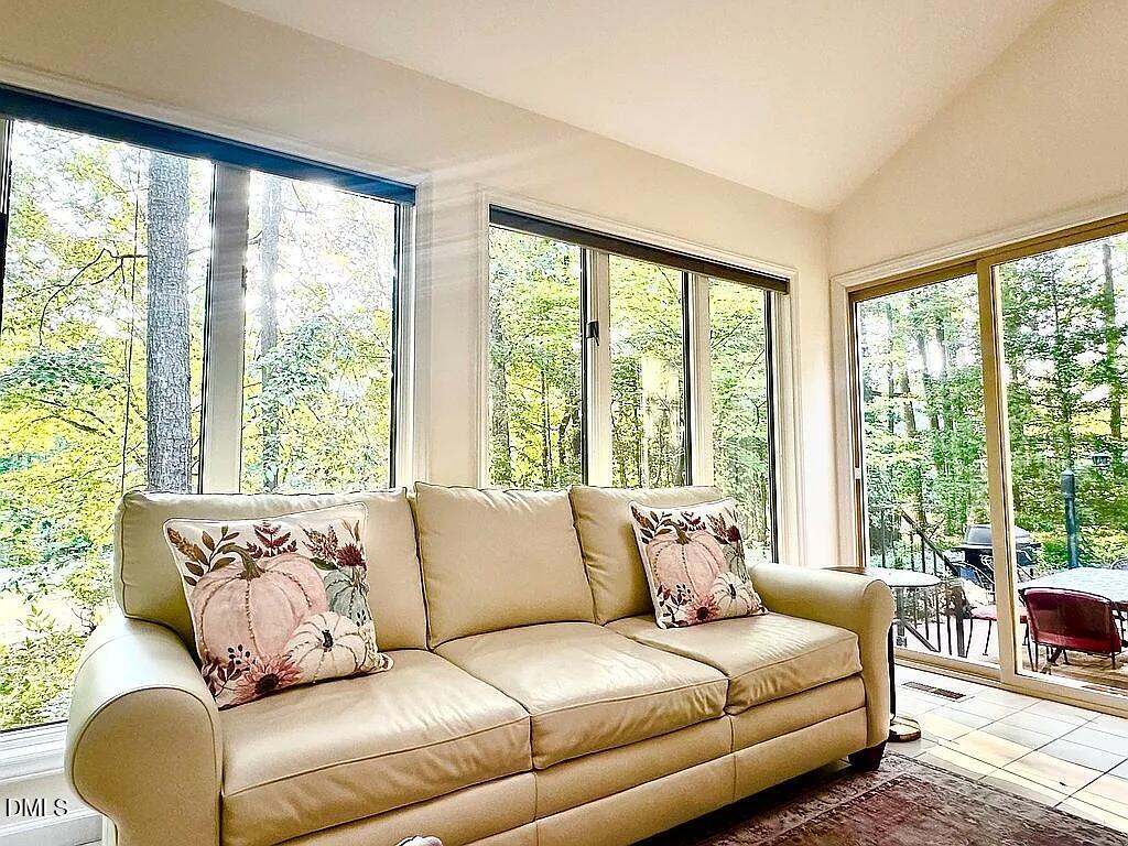 1907 Wedgewood Drive