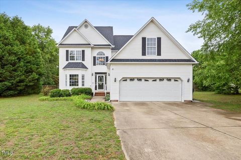 5608 Scottish Hills Drive Holly Springs NC 27540